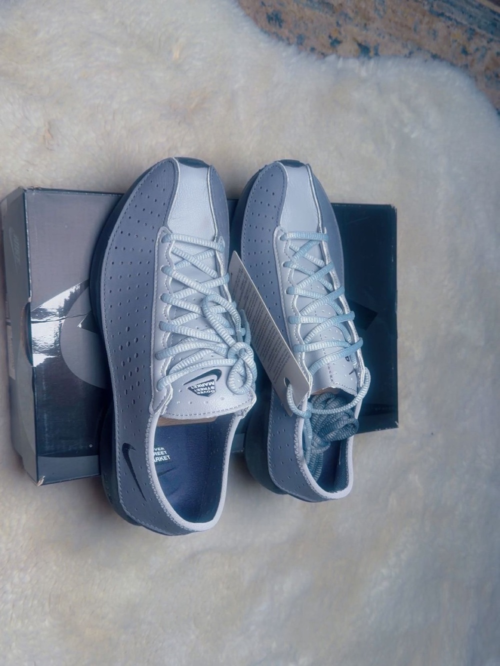 Nike Men's Light Gray Athletic Sneakers - Low Top